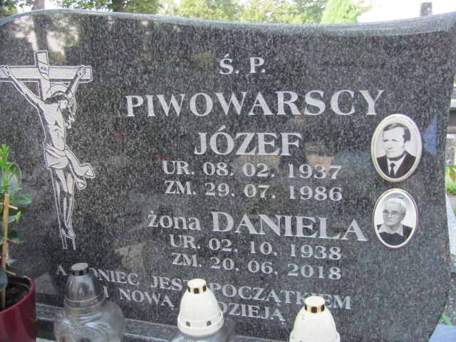 Grób Danila Piwowarska 